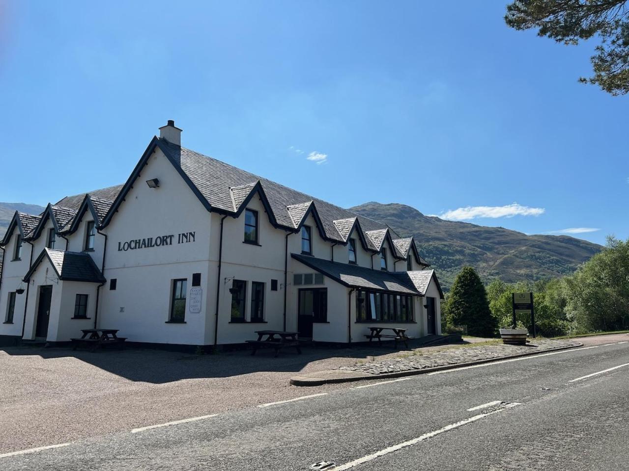 Lochailort Inn Exterior photo